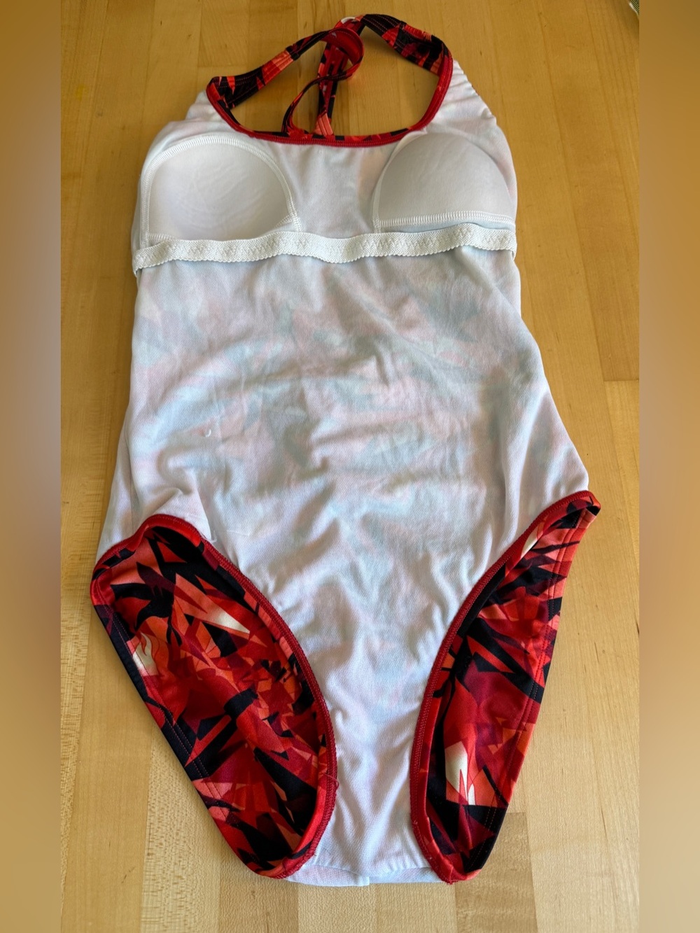 Speedo Red & Black Abstract Print One Piece Swimsuit - Ladies Size 10 *EUC* - Picture 5 of 10